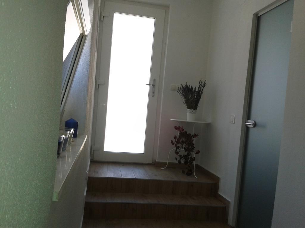 Viola Apartment & Free Parking Šibenik Екстериор снимка